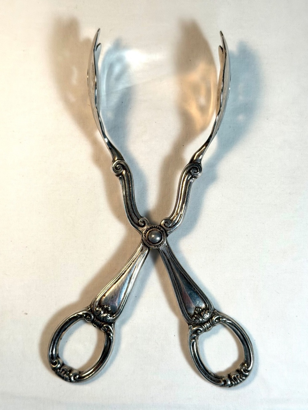 Vintage Gorham Heritage Silverplate Tongs Italy 7"